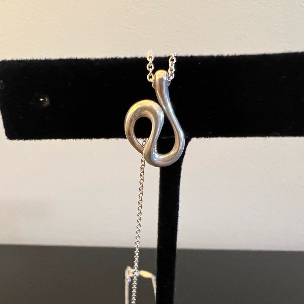 Tiffany & Co Peretti Open Wave Pendant & Necklace 925